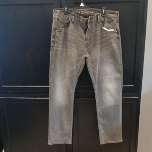 American Eagle Outfitters Men's Charcoal Straight Jeans